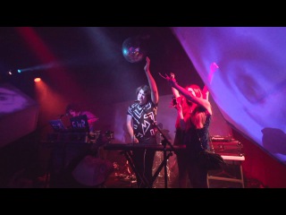French Horn Rebellion ft. The Knocks & Fat Tony - Love Is Dangerous