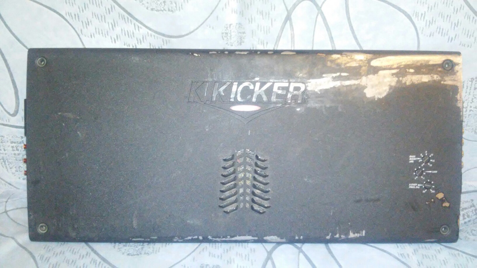 A9lOSdMk60M.jpg