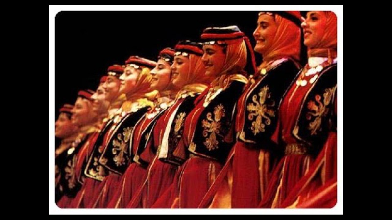 Halay (Amazing Anatolian folk dance)