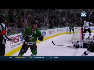 Seguin and Benn connect for nice one-timer