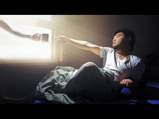 Learn how to Create Light Rays and Dust Particles Using a Custom Brush in Photoshop.\\гро