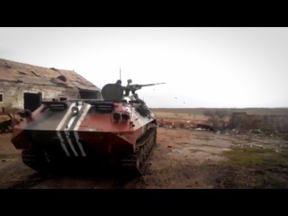МТЛБ сил АТО ведет огонь по ДНР - Ukraine: Ukrainian MTLB firing