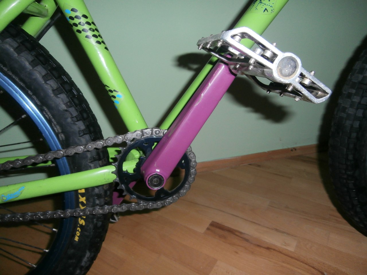 b9xT7oJrfho.jpg