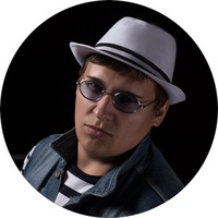 Антон Сутурин