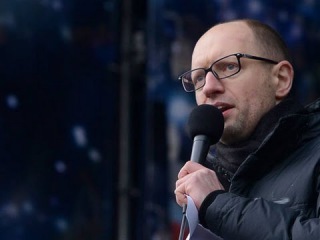 Украинский дальнобойщик посвятил песню боям Яценюка в Чечне