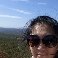 Лена Пак