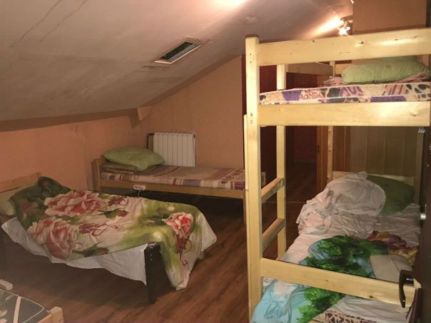 Фото: БЕЗ ПОСРЕДНИКОВ И ПЕРЕПЛАТ! Тел.: 8-961-631-11-16 <br> <br>-------------------------Осталось ОЧЕНЬ мало мест---------------------------------— <br> <br>Сдается койко-место в самом центре столицы! В ШАГОВОЙ доступности от станций метро  