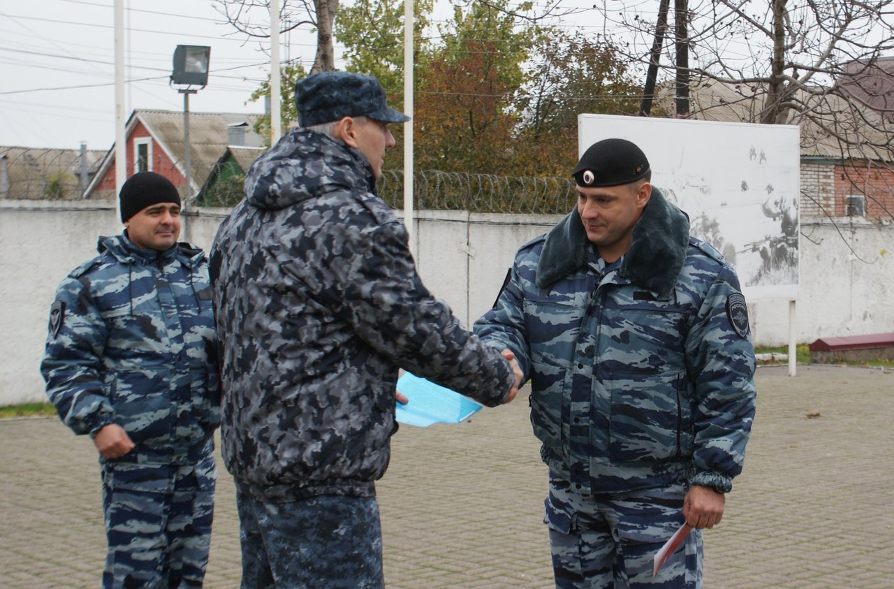 В Таганроге сотрудники ОМОНа отметили очередную годовщину образования отряда