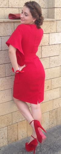 Анна Гуторова