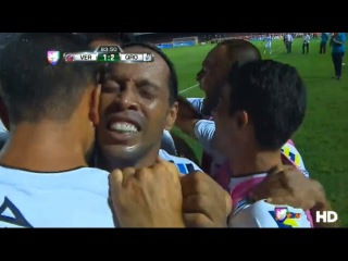 Ronaldinho Llora luego de marcar gol - Veracruz vs Queretaro 2-2 (Liga MX 17-05-2015)
