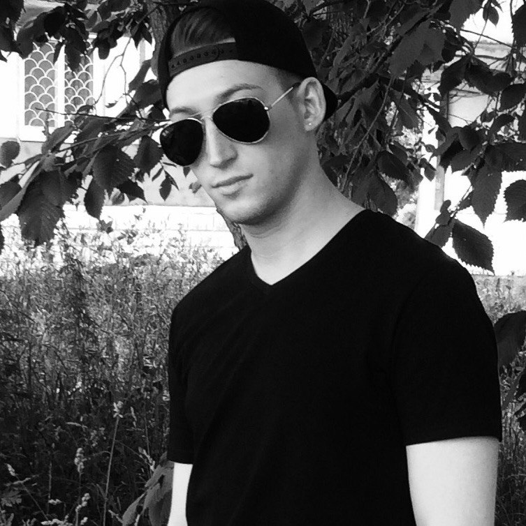 русь хоккейный клуб логотип. Russ moscow. Russ moscow.