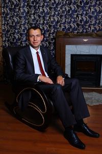 Антон Бредихин