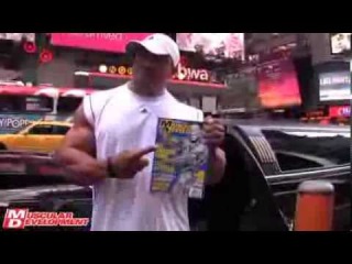 Roelly 'The Beast' Winklaar In New York City 3/3