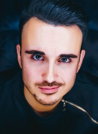 Роман Шутов