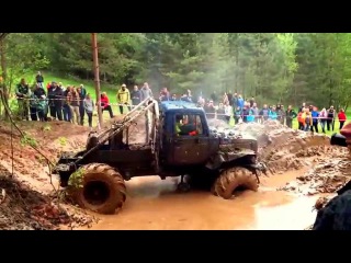 Гонки 4x4 по грязи бездорожью на джипах, внедорожниках оффроад 2015 полноприводные машины offroad