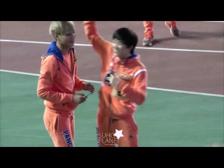 130903 EXO SUHO 아육대 팬들이랑 장난치는 준면이