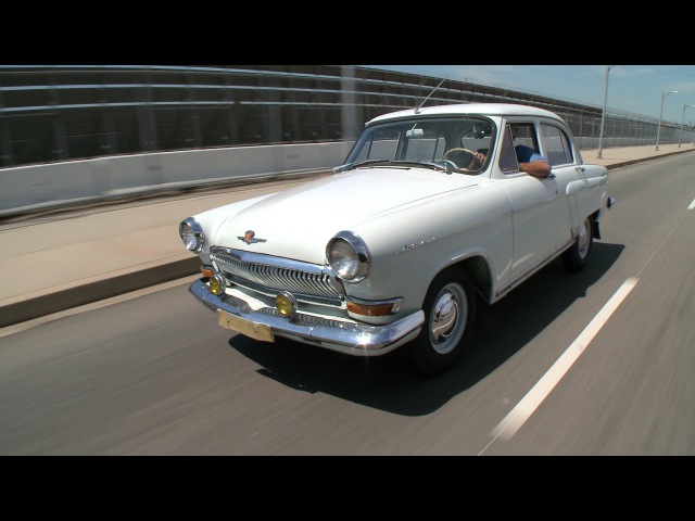 1966 Volga GAZ-21 - Jay Lenos Garage