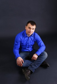 Артем Саенко