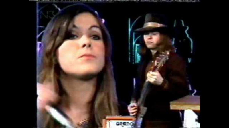 Curved Air - Backstreet Luv