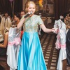 Ведущая и певица Алиса Мамина