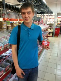 Победитель нашего конкурса Арсений Грачёв забрал свой сертификат на 3000 руб.