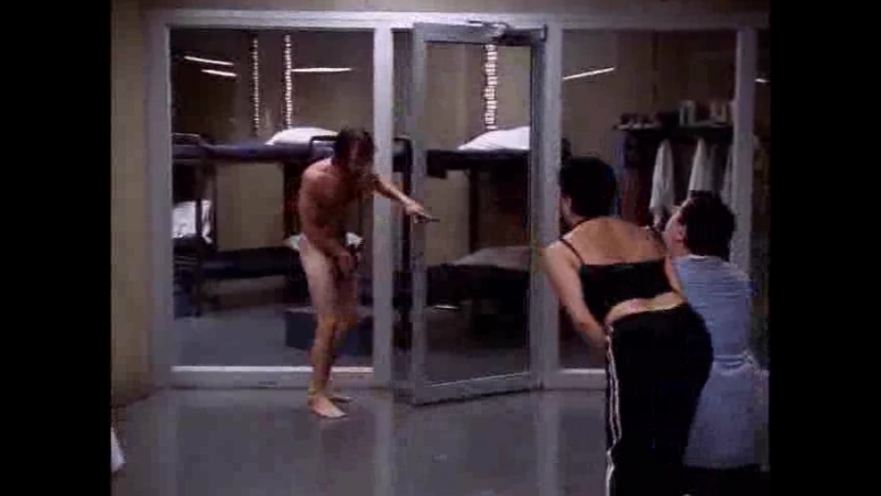 naked-luke-perry