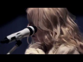 iamamiwhoami; the deadlock (live @ CONCERT IN BLUE)