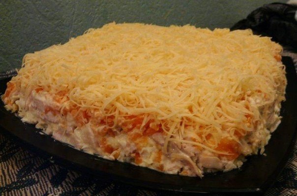 Салат с копчёной грудкой