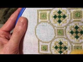 Вышитые рождественские игрушки