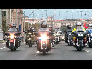 Лукашенко на Harley-Davidson принял участие в международном байкерском фестивале