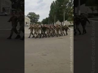 «Пить! Я! Больше! Не буду!» — «ВСУшники-аватары» на плацу