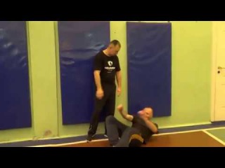 Съём ударов руками и телом на скорости. Русский рукопашный бой - стиль Соловьева
