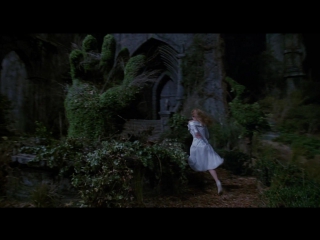 «Эдвард Руки-ножницы» (Edward Scissorhands, Тим Бартон, 1990)