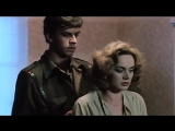 OFICIR S RUZOM - OFFICER WITH ROSE
