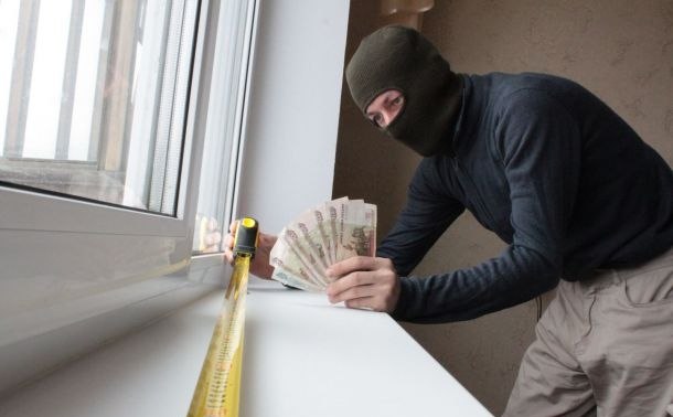В Таганроге лже-установщику металлопластиковых окон удалось обмануть как минимум 30 граждан