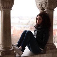 Яна Столярова