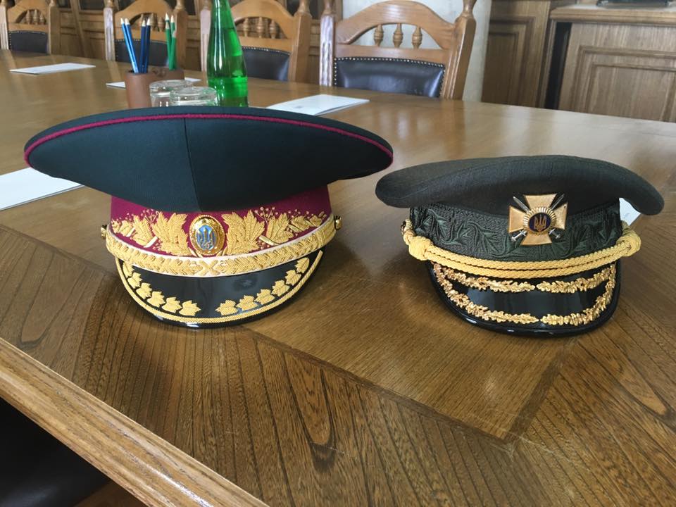 Фуражка военная нового образца