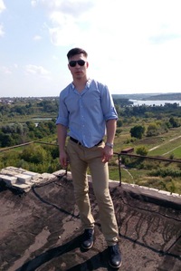 Роман Елизаренко