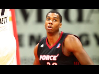 Miami Heat's Hassan Whiteside posts 21 points & 12 rebounds vs. the Energy