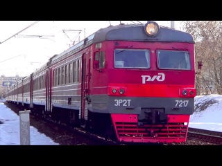 Приветливый электропоезд ЭР2Т-7217:-)