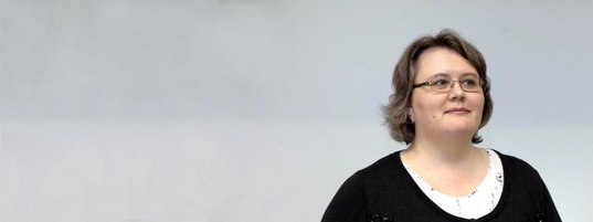 любопытный топик Вечеринка закончилась оргией то, что вмешиваюсь… разбираюсь