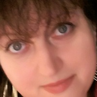Елена Кострова