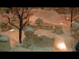 Xmas Holiday Village Precious Moments Sugar Town Up on the Rooftop