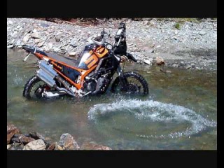 Africa Twin XRV750 Préparation rallye 2009 Présentation et essai
