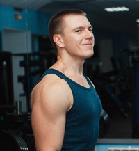 Антон Воложанин