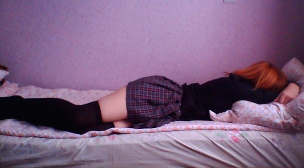 Adny widok blond licik na basenie