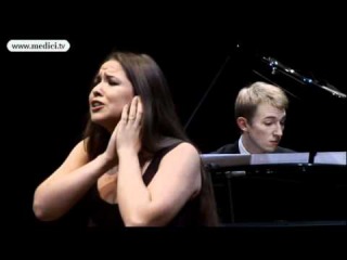 Alisa Kolosova sings Katerina by Prokofiev at the Louvre