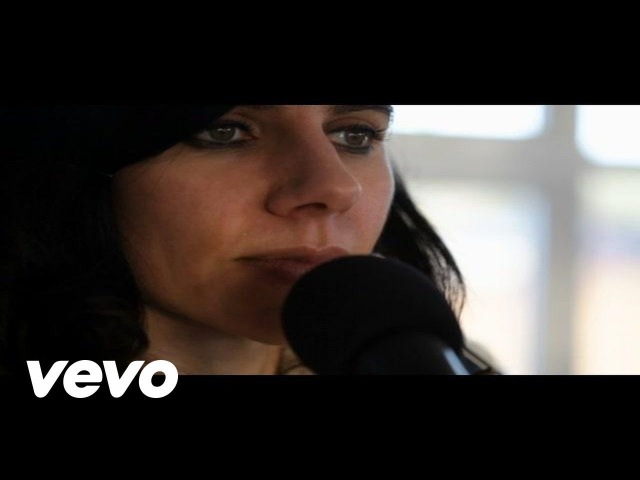 PJ Harvey - Let England Shake