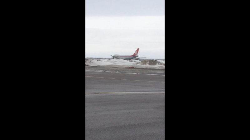 B747-8R7(F)CargoLux