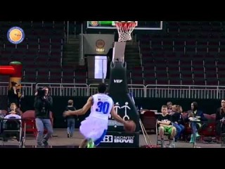 Play of the Day - D.J. Stephens (Zenit)